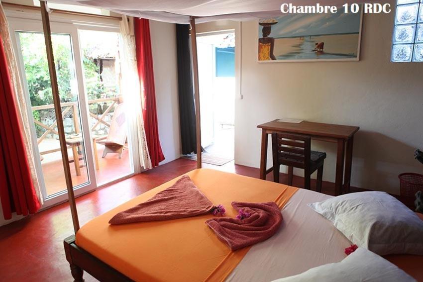 Chez Yolande Hotel Ampangorinana Ngoại thất bức ảnh