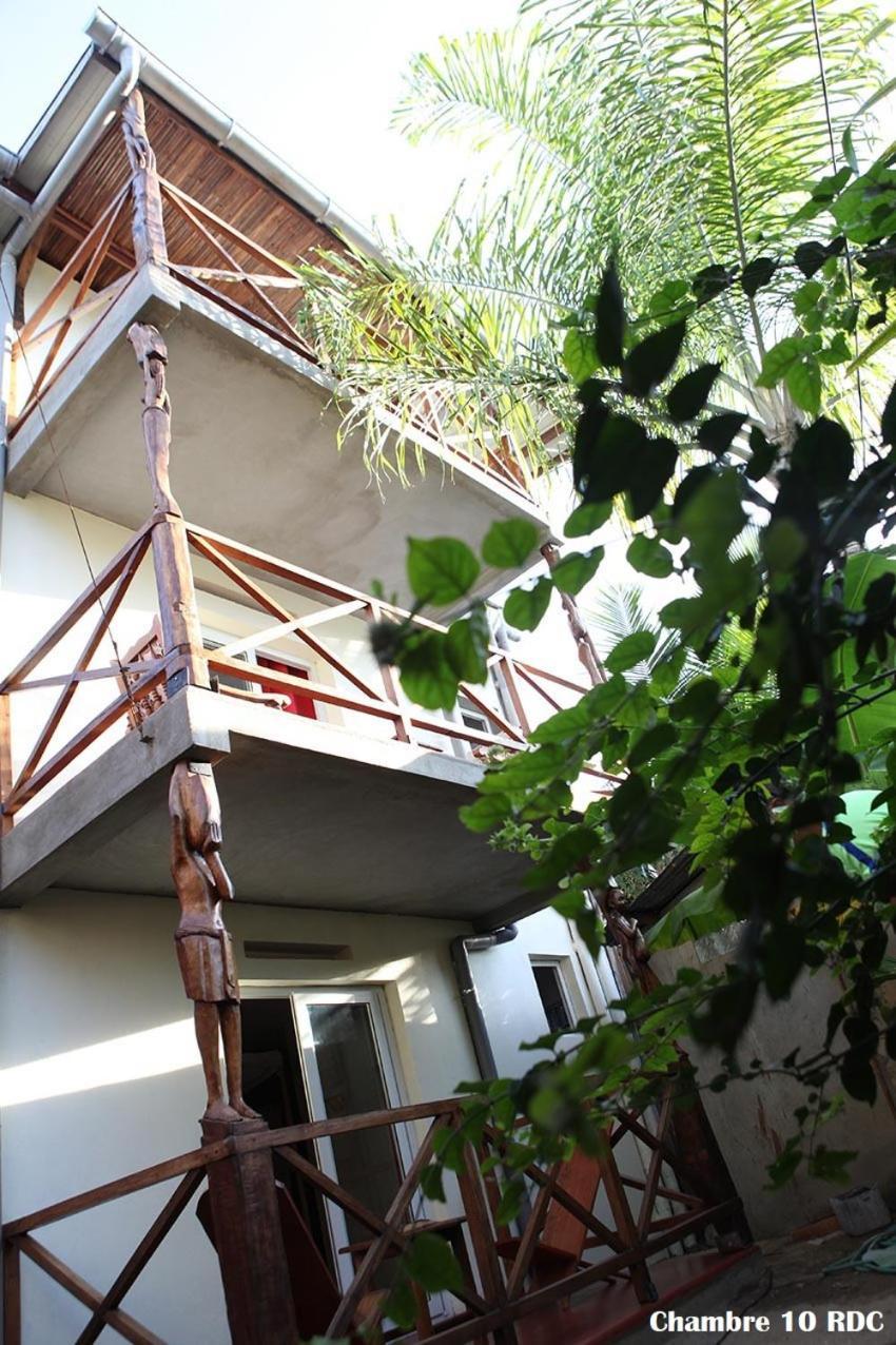 Chez Yolande Hotel Ampangorinana Ngoại thất bức ảnh