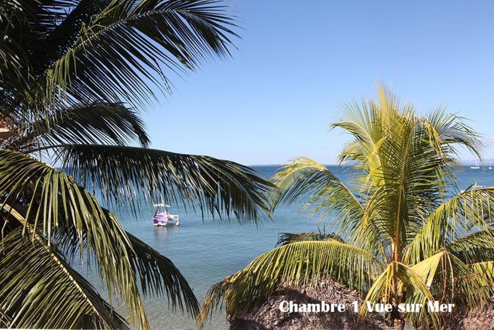 Chez Yolande Hotel Ampangorinana Ngoại thất bức ảnh