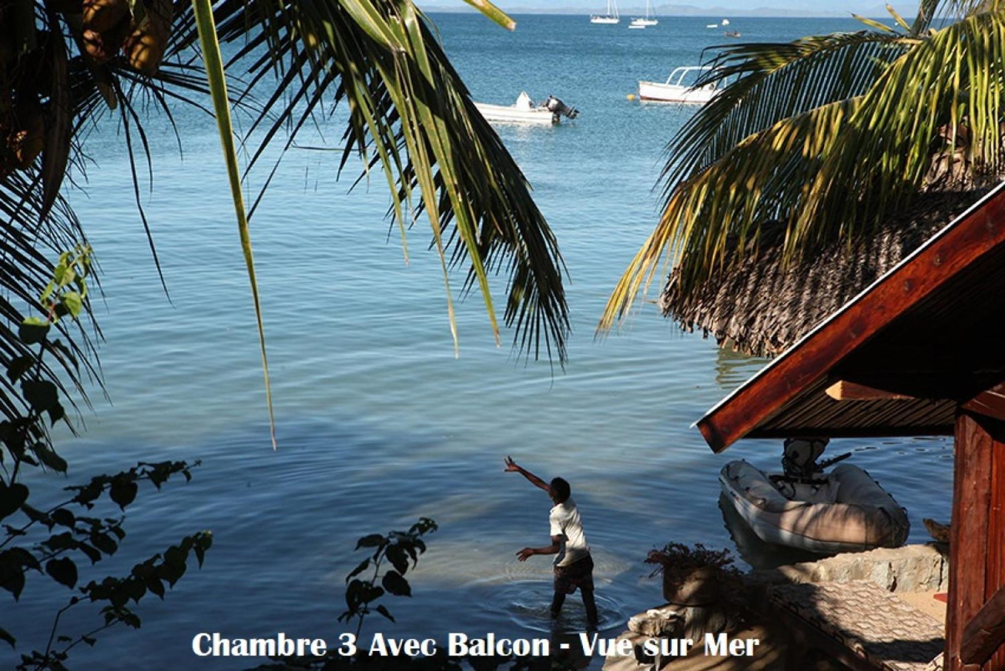Chez Yolande Hotel Ampangorinana Ngoại thất bức ảnh